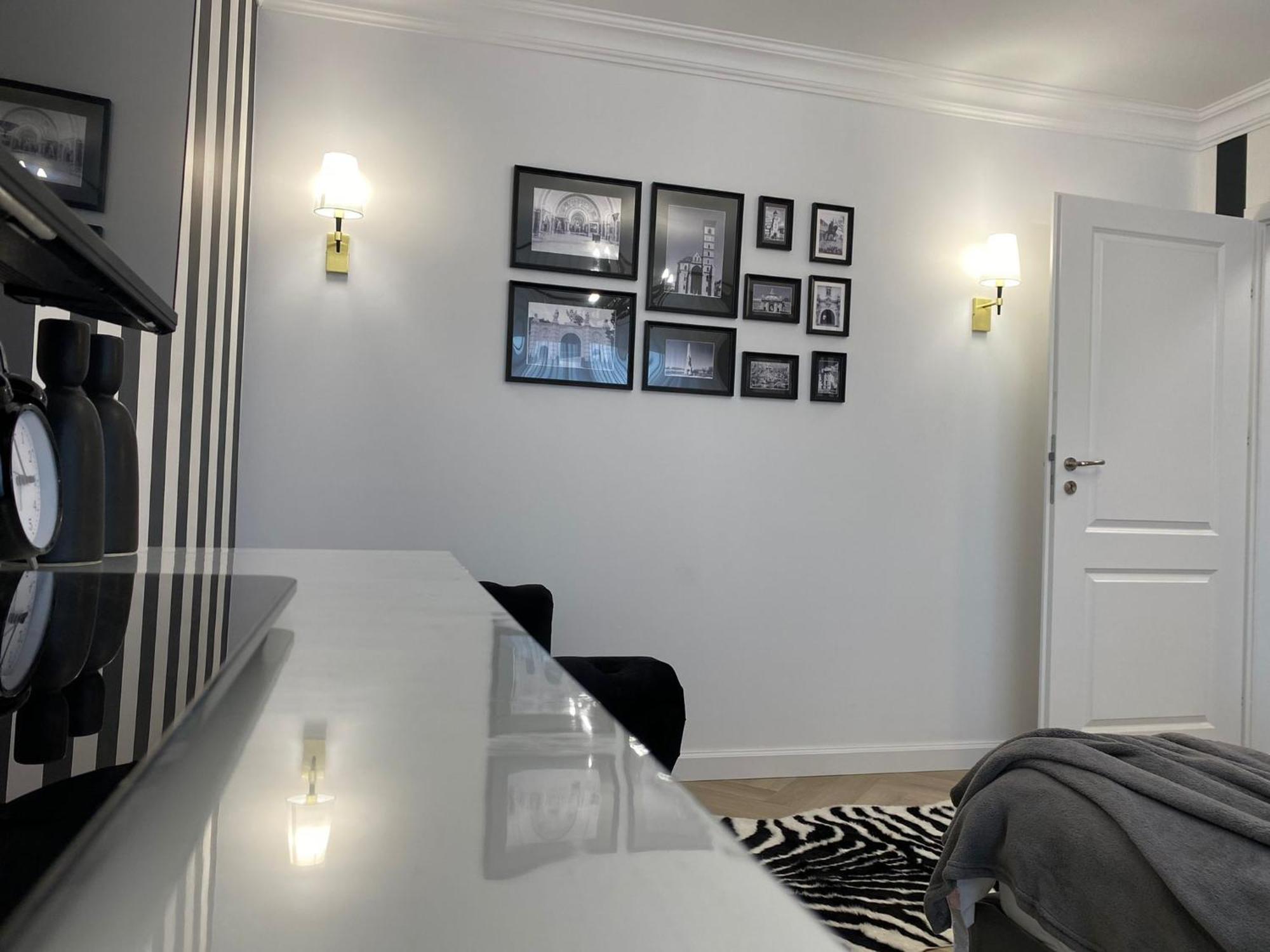 Studio Luxury Black & White Alba Iulia Exterior photo