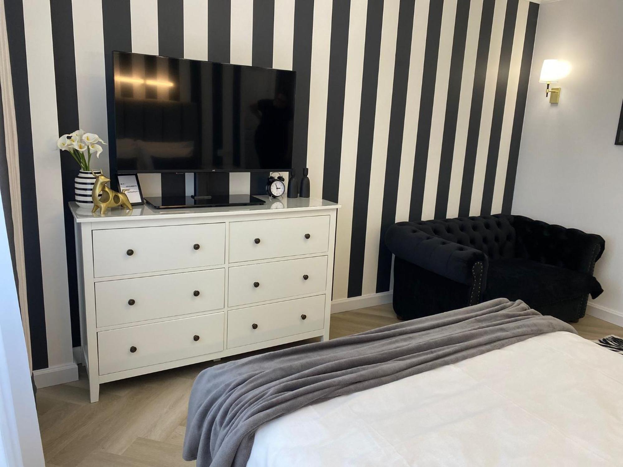 Studio Luxury Black & White Alba Iulia Exterior photo